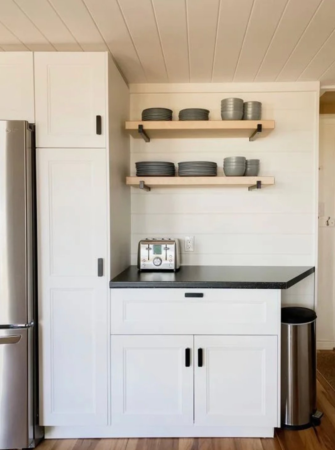 Best White Paint Colors for Kitchen Cabinets