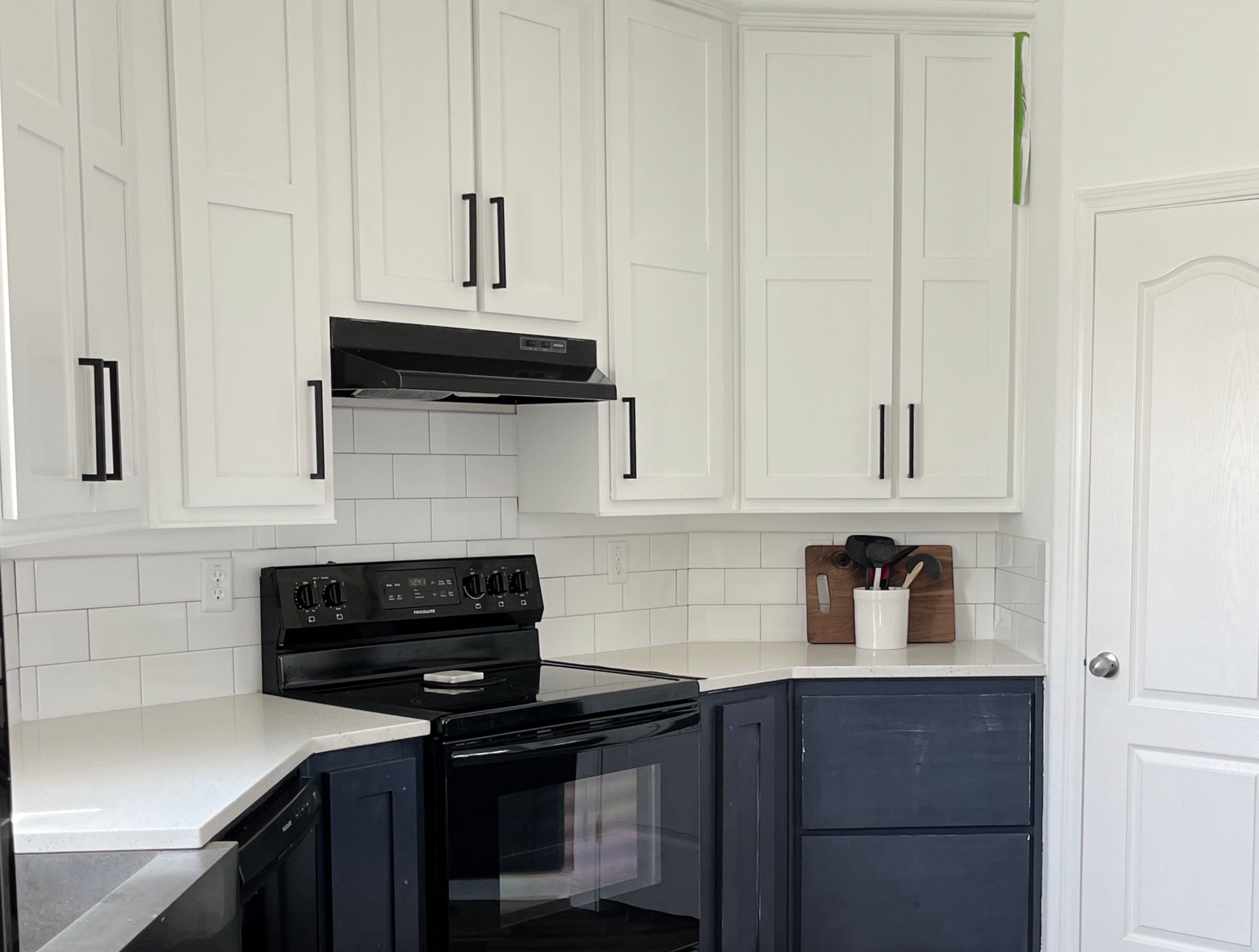 Best Paint for Kitchen Cabinets