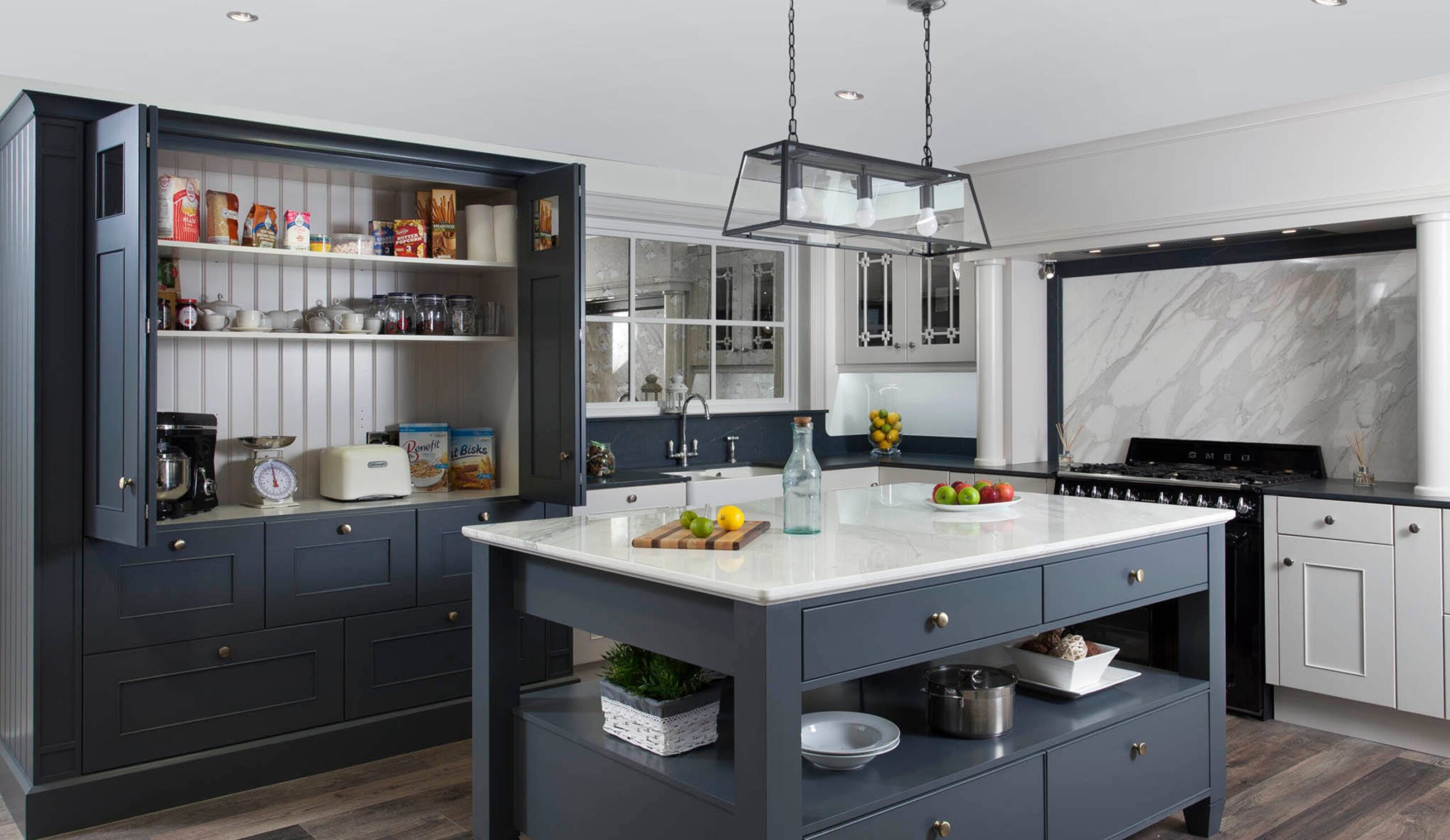 Best Black Paint Colors for Kitchen Cabinets