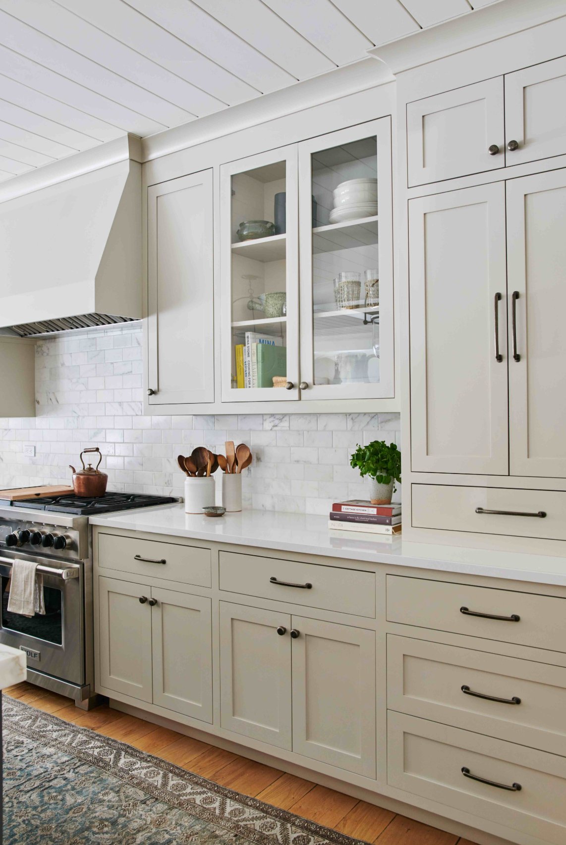 Best Kitchen Cabinet Colors & Ideas