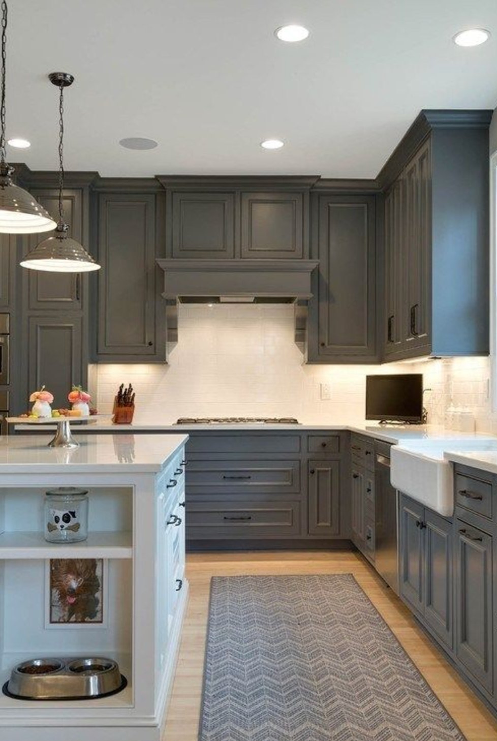 Best Black Paint Colors for Kitchen Cabinets