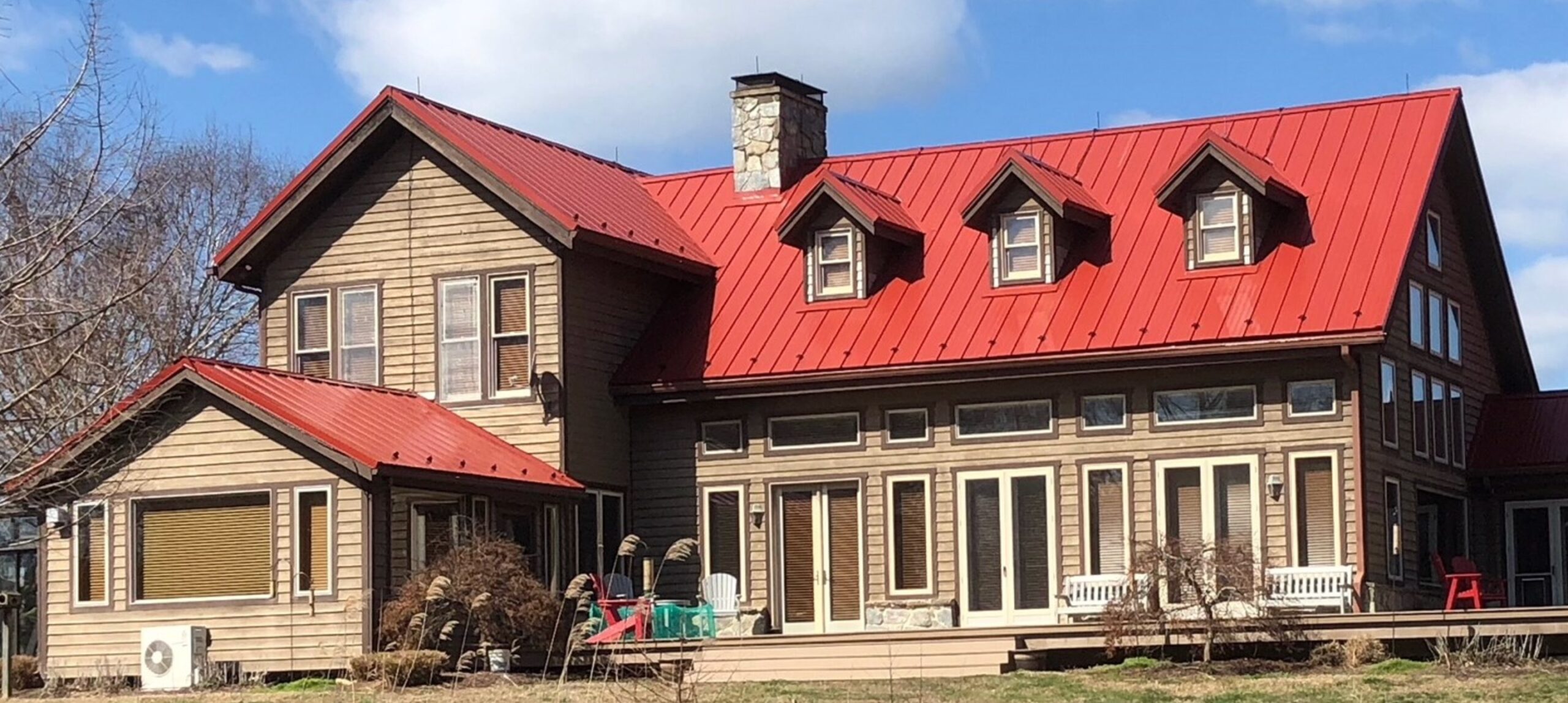 Gorgeous Metal Roof and Siding Color Combinations