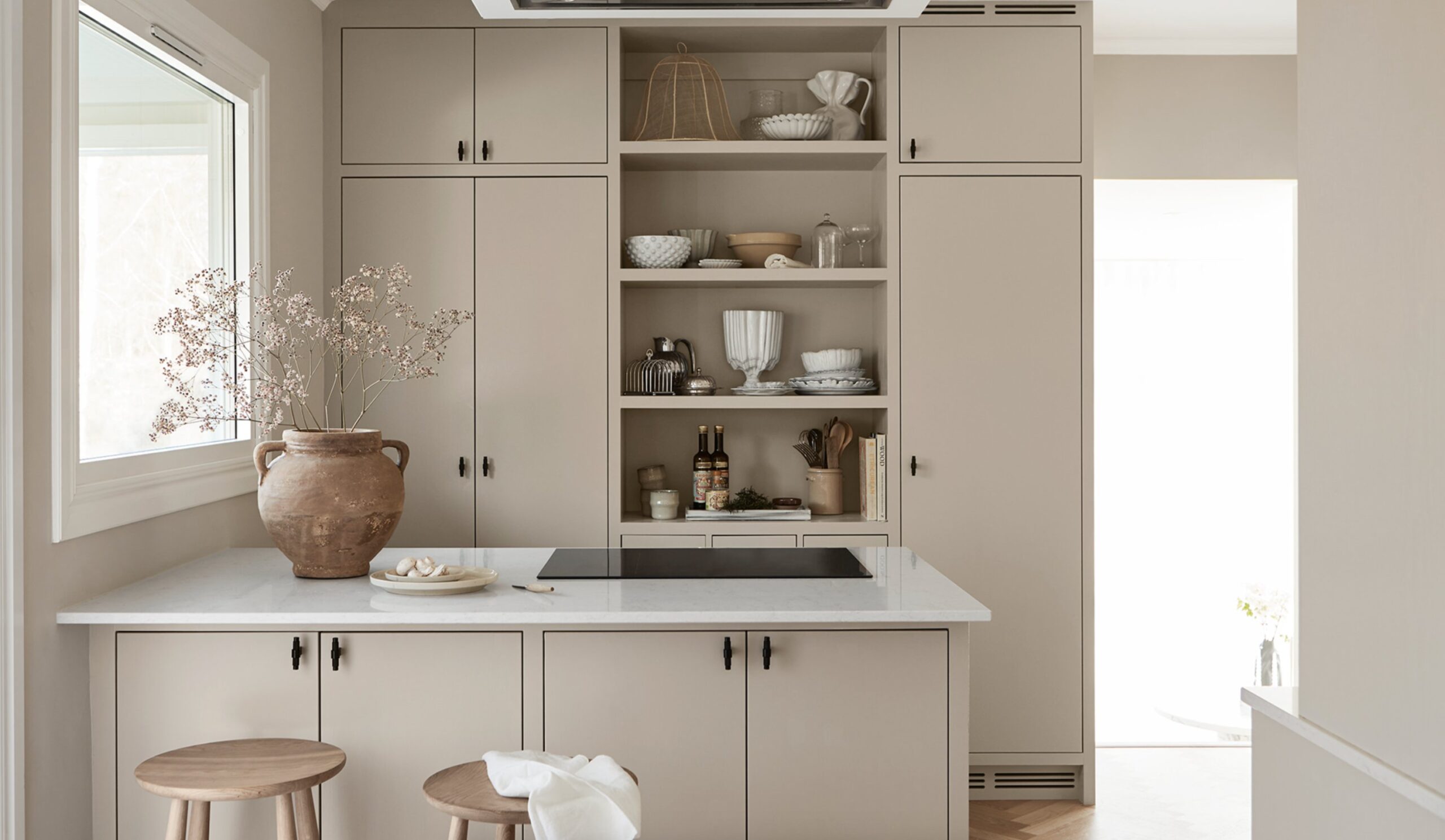 Best Kitchen Cabinet Colors & Ideas