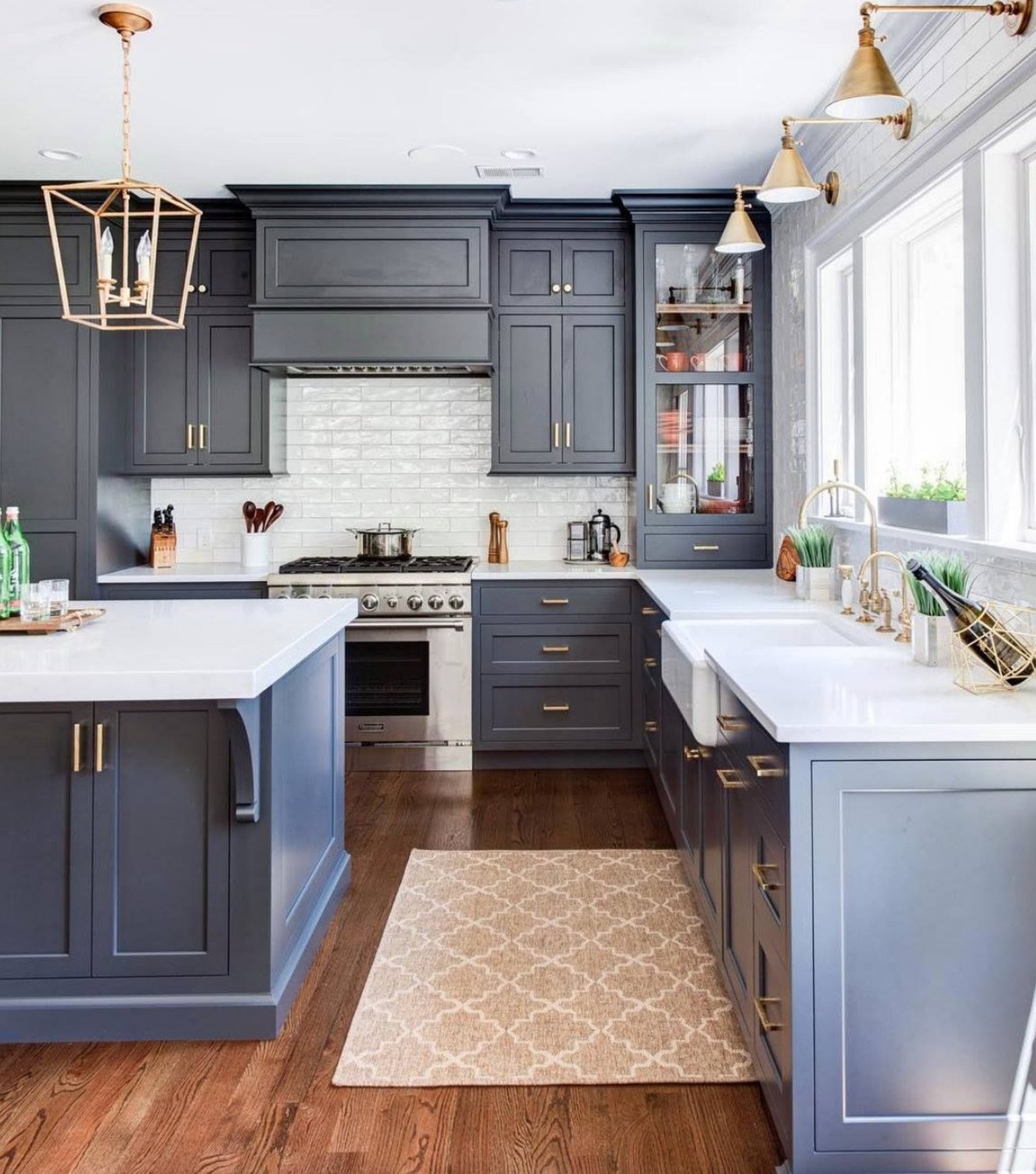 Best Black Paint Colors for Kitchen Cabinets